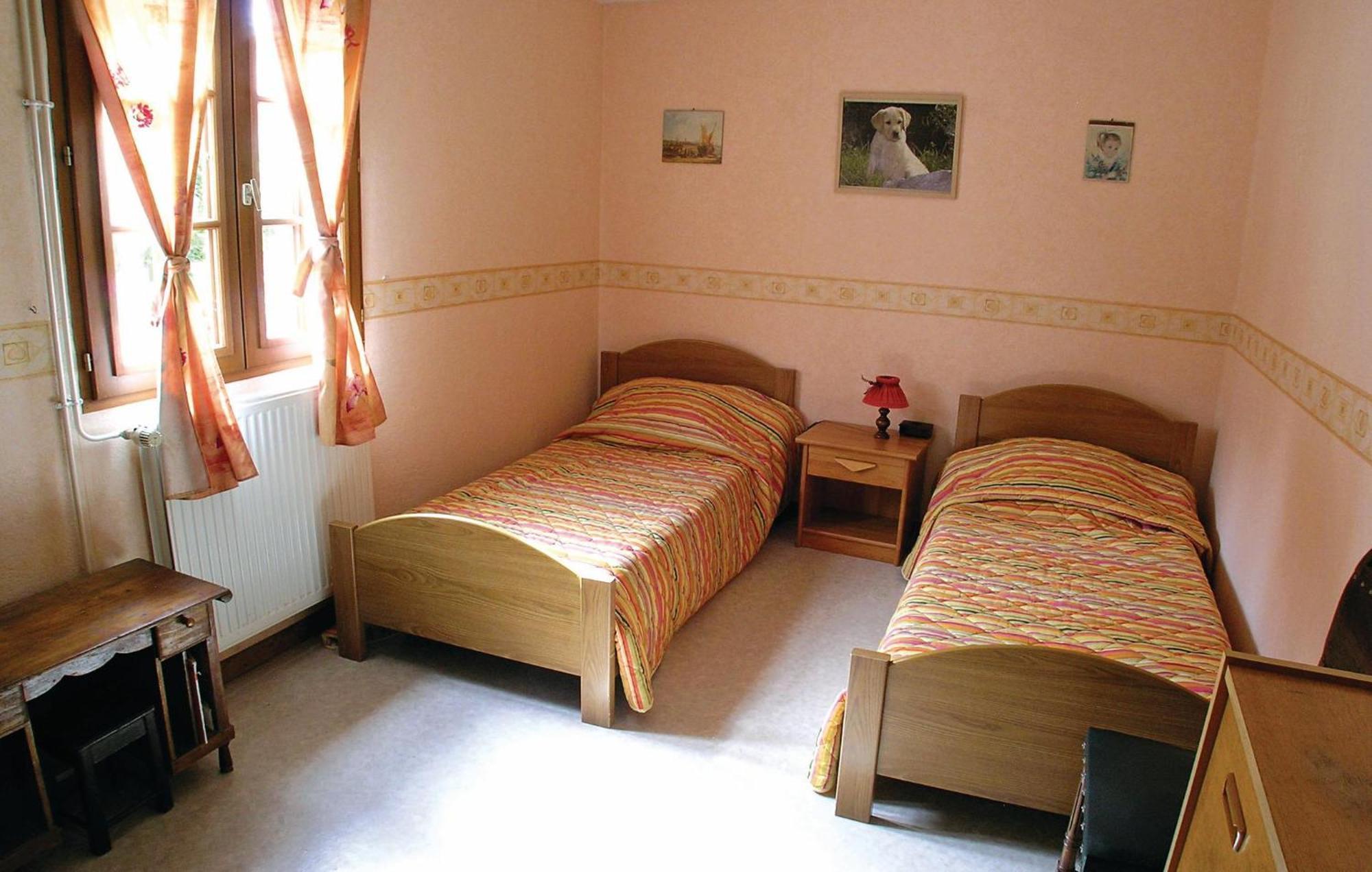 3 Bedroom Beautiful Home In Hames Boucres エクステリア 写真