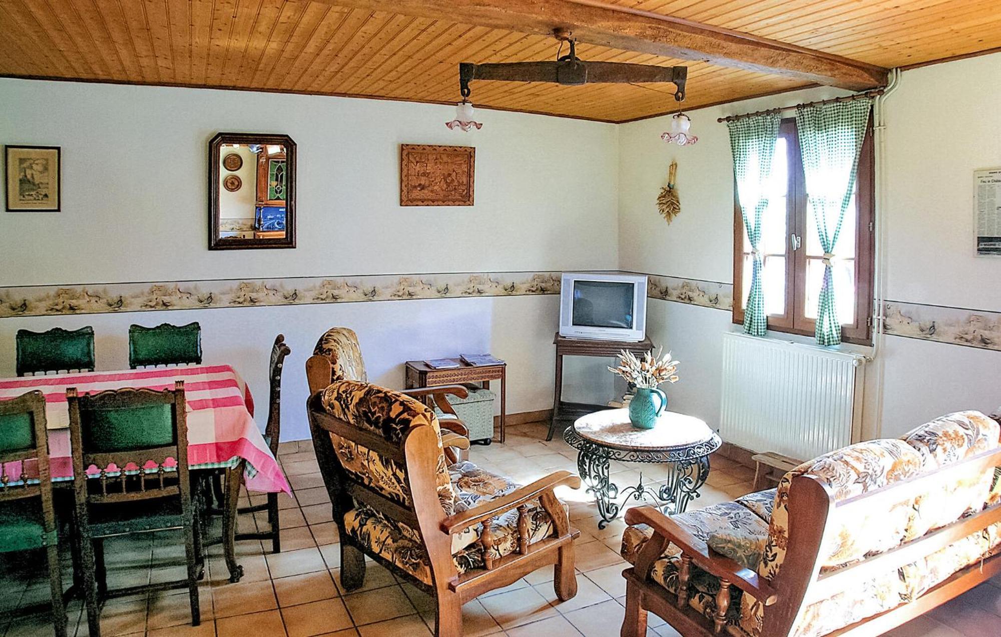 3 Bedroom Beautiful Home In Hames Boucres エクステリア 写真