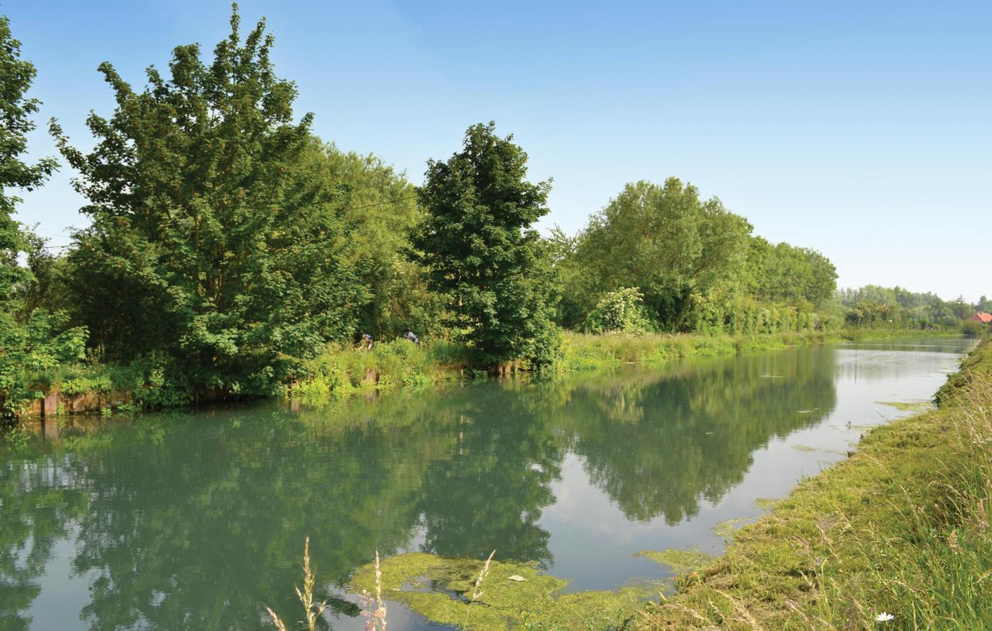 3 Bedroom Beautiful Home In Hames Boucres エクステリア 写真