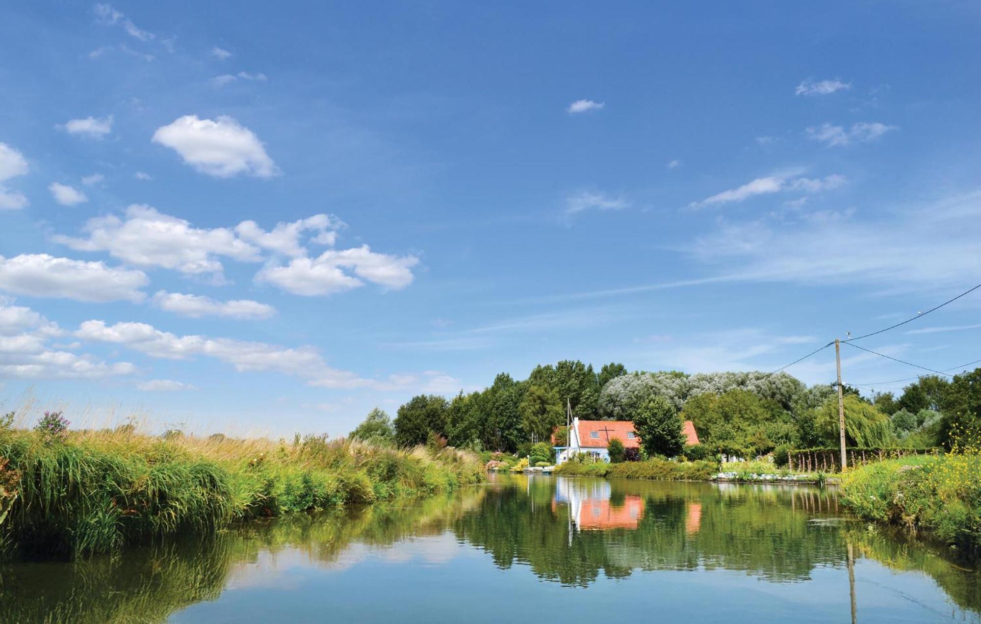 3 Bedroom Beautiful Home In Hames Boucres エクステリア 写真